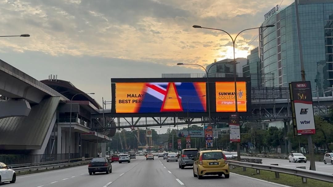 Federal Highway digital billboard